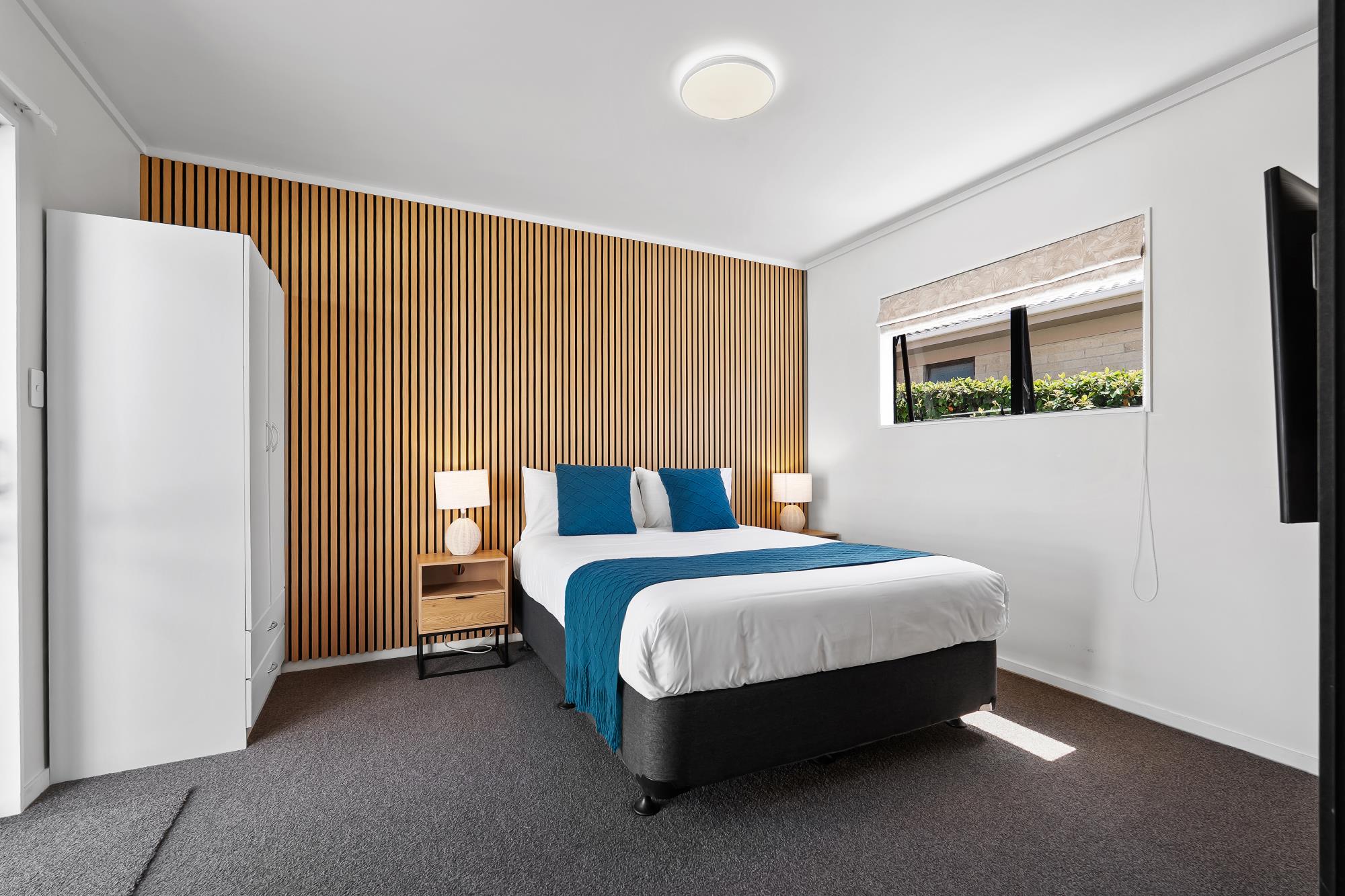 6057_72276aa8-ed7b-4d80-a10d-541bd185178e