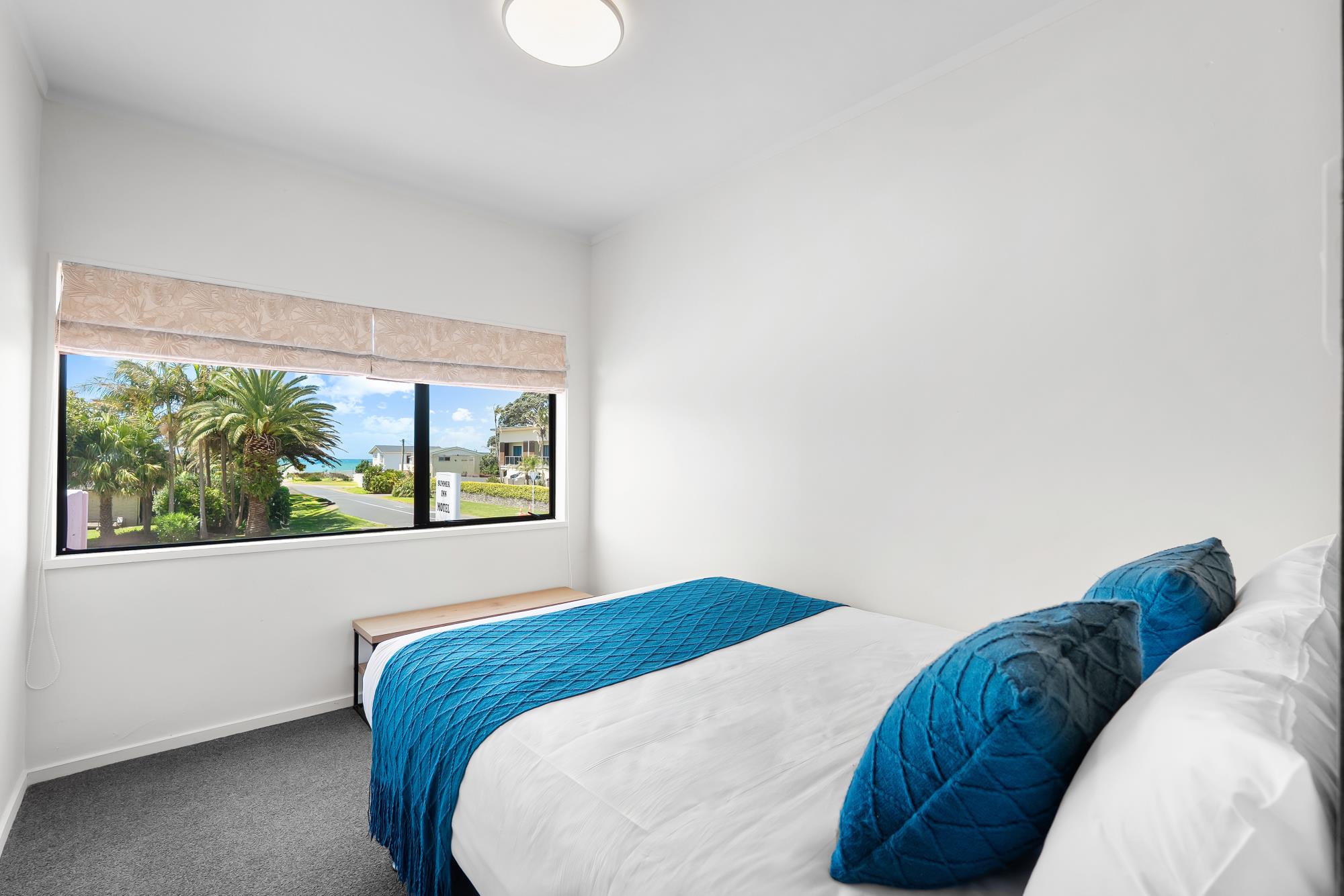 6466_9708bb2a-4027-4e07-b218-e345787e6680